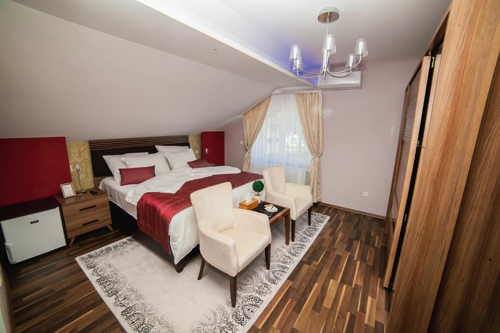 Villa Grace Bihać Екстериор снимка