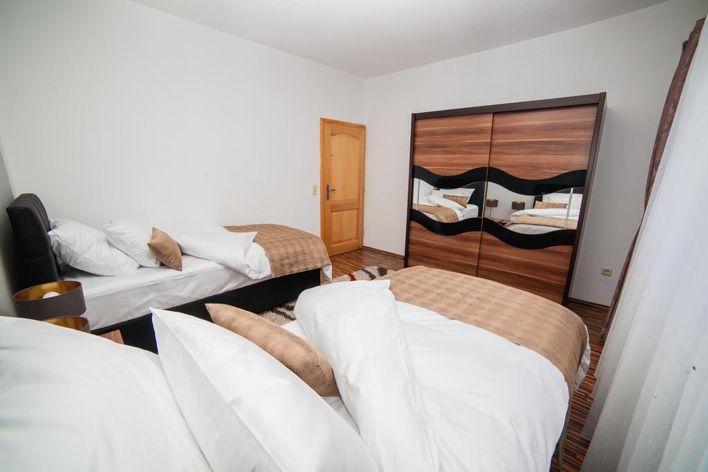 Villa Grace Bihać Екстериор снимка