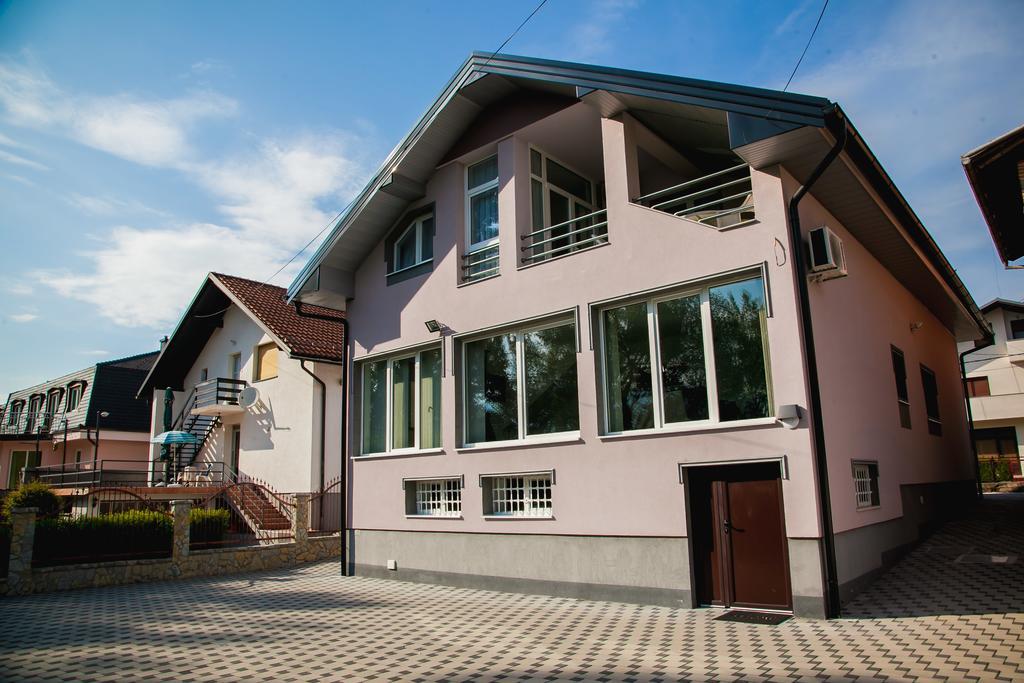 Villa Grace Bihać Екстериор снимка