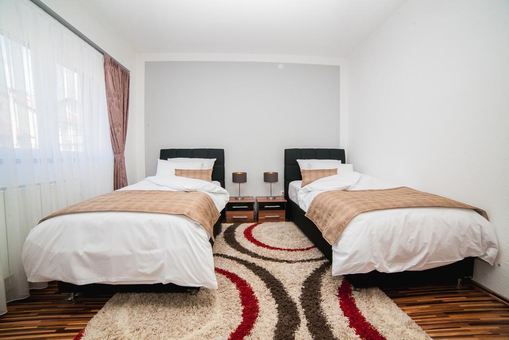 Villa Grace Bihać Екстериор снимка