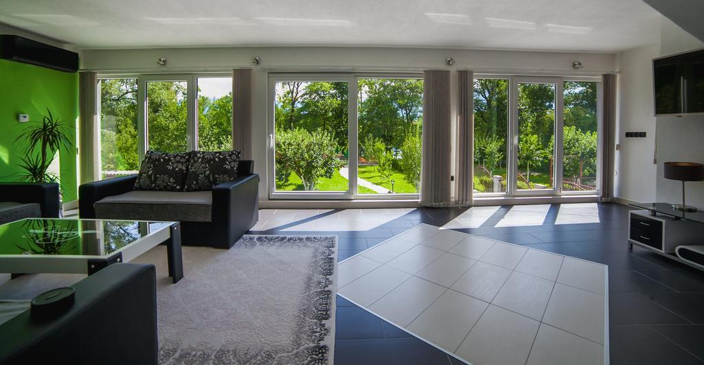 Villa Grace Bihać Екстериор снимка